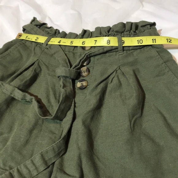 2 for $20 American Eagle Green Paper Bag Shorts XS - Picture 8 of 12